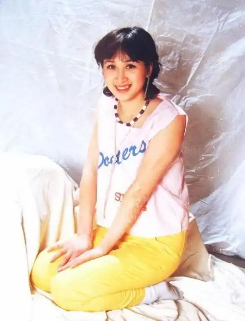 回顾"青歌赛"冠军:离婚患癌,英年早逝,被封杀,命运千差万别