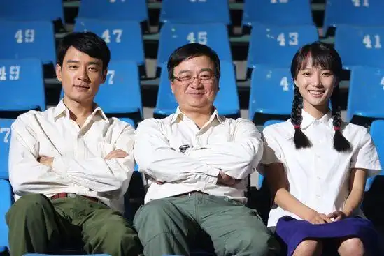 由李光洁,王珞丹领衔主演的电视剧版《山楂树之恋》正在宜昌如火如