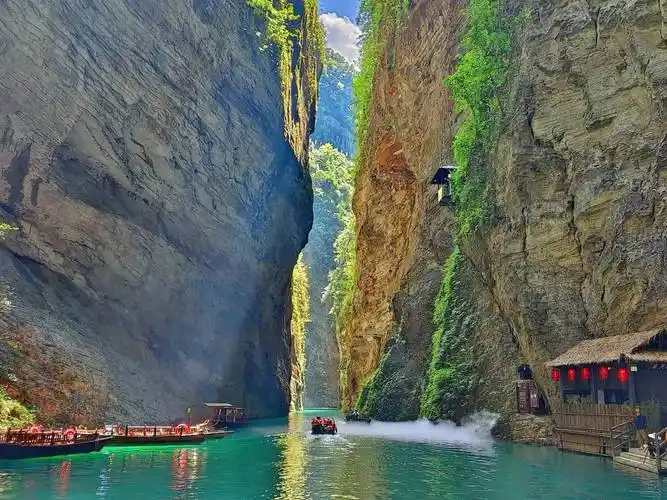 恩施大峡谷旅游报团团费是多少,这篇恩施旅游省钱攻略不要错过!