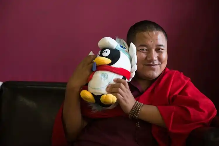 专访:当互联网遇上活佛,四川雅江扎噶寺加措活佛