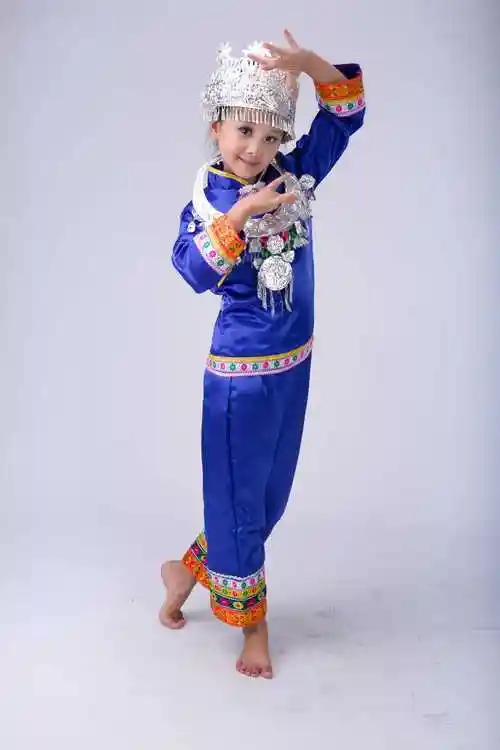 咿呀高档演出服民族少儿侗族苗族服装舞蹈演出儿童演出服