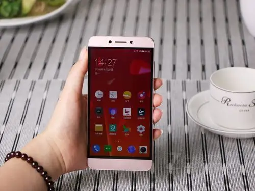 质感出众 乐视 乐2超级手机南宁现促996元