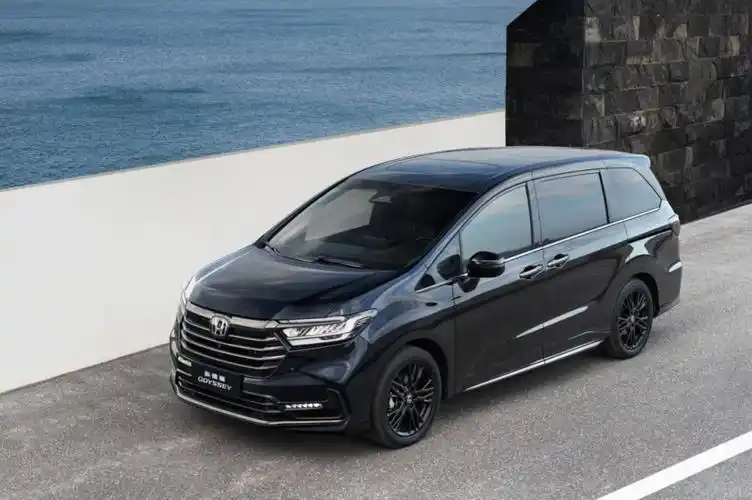 奥德赛从诞生之初就非常纯粹——广汽本田是从2002年开始国产第二代日