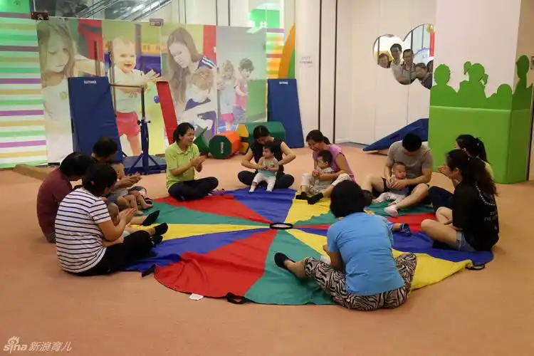 彩虹伞亲子早教课环节,和谐有爱又温馨