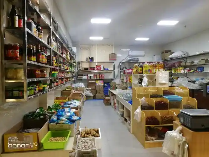 江北区日湖菜场旺铺粮油店诚心转让