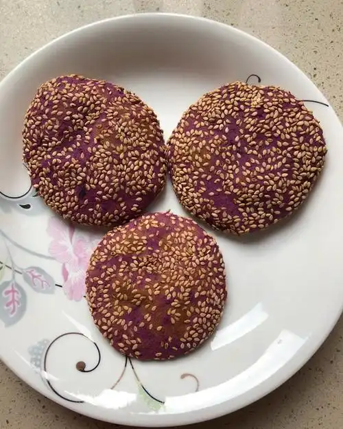 思钱想厚0128做的减肥必备紫薯饼