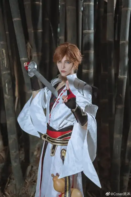 王者荣耀#王者荣耀李白cos正片"大河之剑天上来.""将进酒,杯莫停.