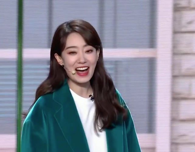 这次难得登上春晚的舞台,与王雷,孙涛表演小品《父与子》