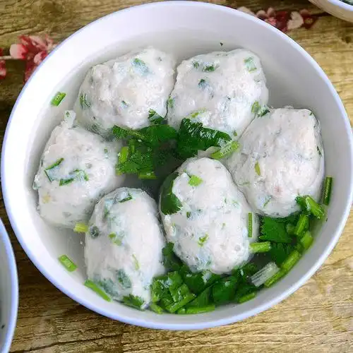 鲅鱼丸子汤的做法大全鲅鱼丸子汤的做法