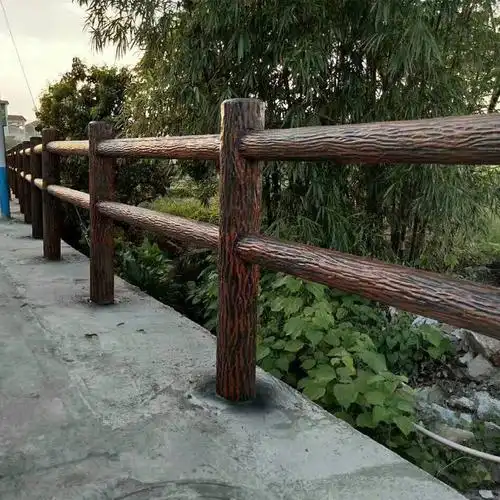 仿树皮栏杆水泥仿木栏杆景区上山道路两旁仿树皮护栏结实耐用品