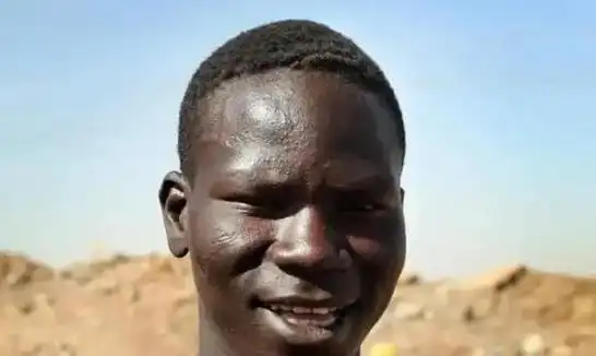 中国人皮肤不黄,为什么被称"黄种人"?我们被欧美欺骗了上百年