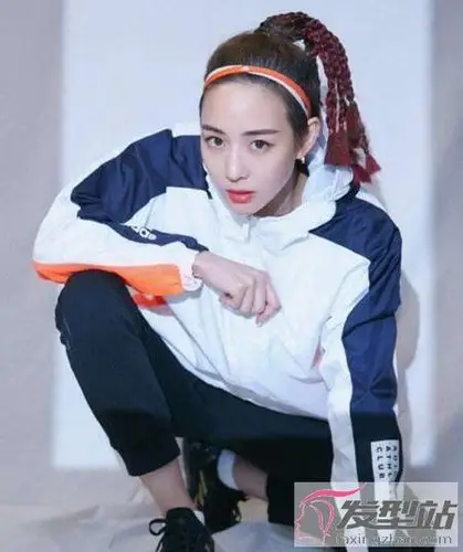 穿运动服适合什么发型选对发型时尚活泼超减龄