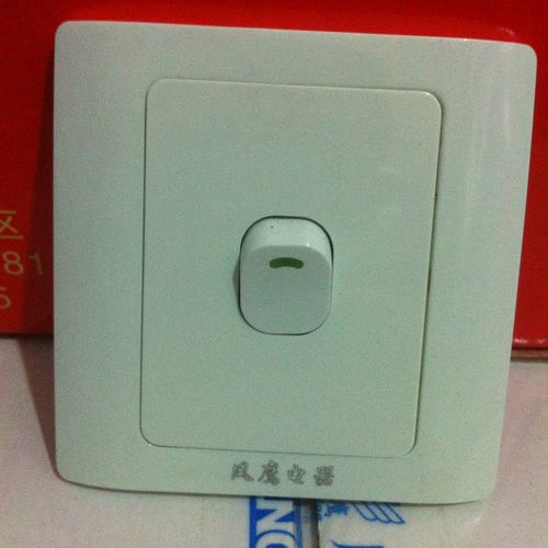 工程款工程开关插座面板雅白86二合一阻燃一开联单控开关厂家直销