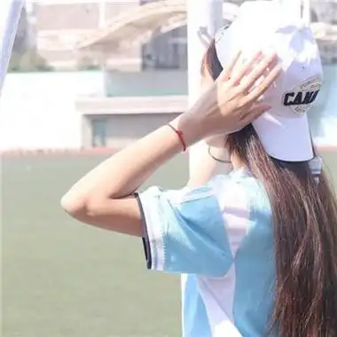 女生头像校园风穿校服小清新2021我这么可爱是不是你的最爱