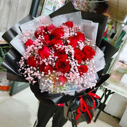 19枝红玫瑰混搭满天星花束老婆生日结婚纪念日鲜花花店北京送鲜花