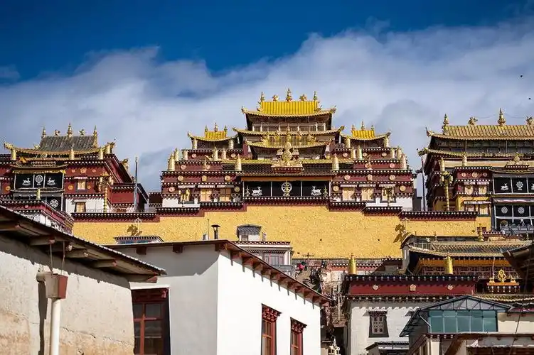 云南省规模最大的藏传佛教寺院——噶丹·松赞林寺|云南省|噶丹·松