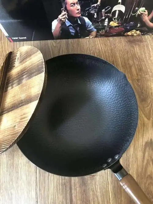 双立人木盖铁锅