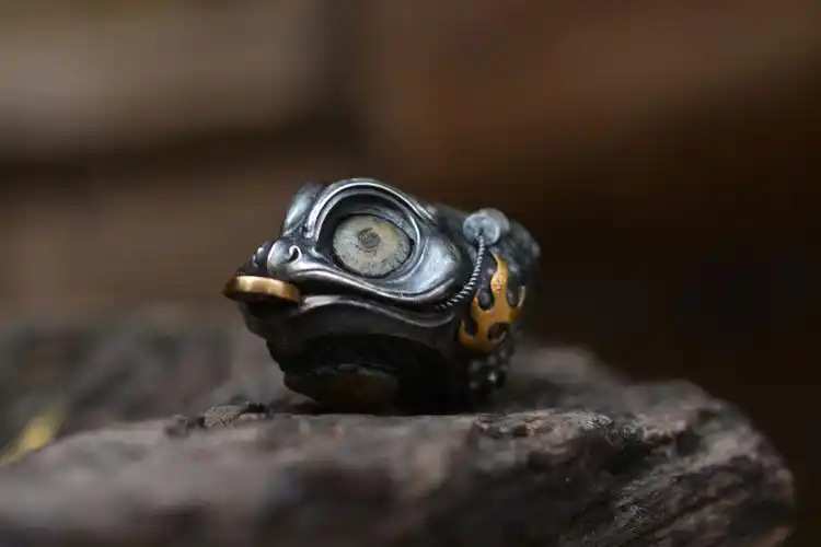 志在玩物|三足金蟾|手工艺|首饰|天使原创珠宝设计 - 原创作品 - 站酷