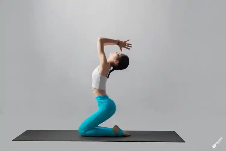 100小时精修,让你成为最优秀的瑜伽教练