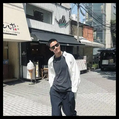 路人拍的男生到底有多帅