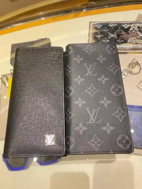 求求集美们选择困难症lv男士钱包