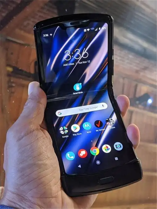 摩托罗拉razr折叠屏手机