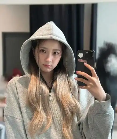 网友疑问,欧阳娣娣这个名字不熟,但是提到她姐姐