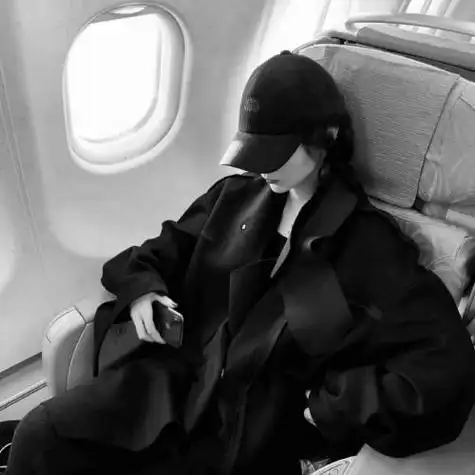 女生头像非主流霸气黑白图片,小心点会偷走你的心