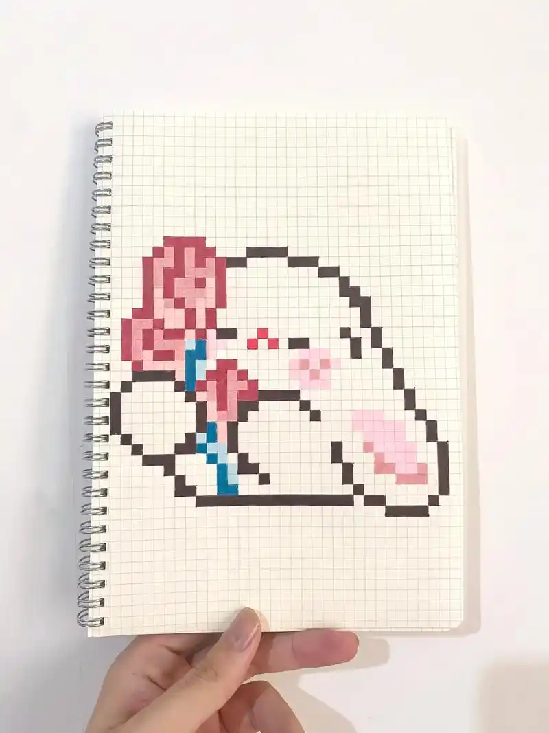 像素画:93捧花兔兔.方格本:b5 图纸:94小麻花辫咩 # - 抖音