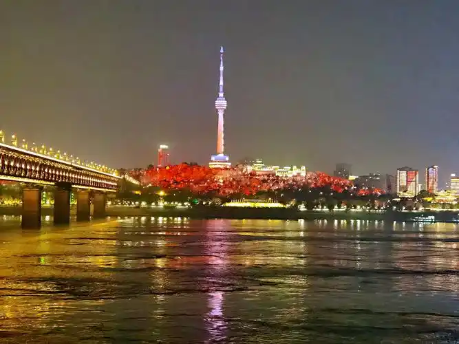 武汉长江两岸夜景欣赏
