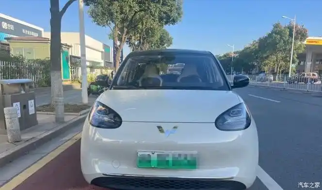 我的小电车是辆精致时尚的五菱缤果