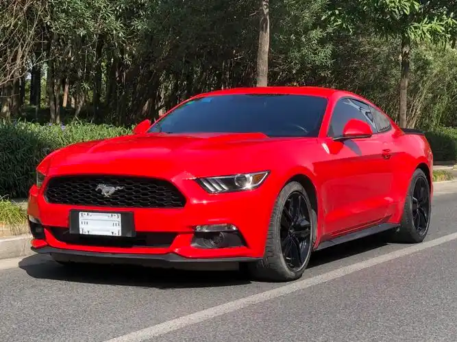 玉林2017年10月福特mustang2017款23t性能版红色自动档
