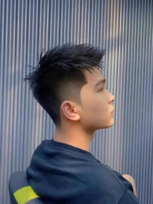 最帅还是飞机头,清爽还有型|脸型|卷发|短发|碎发|男士发型_网易订阅