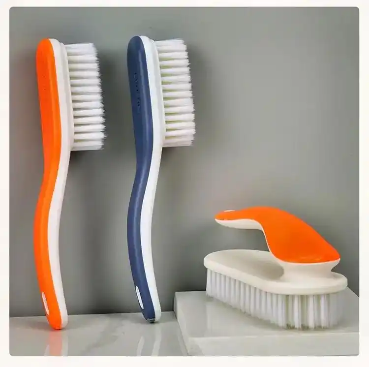 让您的鞋子焕然一新!我们的软毛洗鞋刷子采用高品 - 抖音