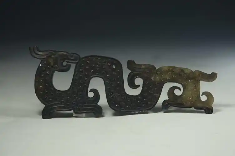 鲁国故城遗址出土战国玉器赏析_曲阜市文物商店