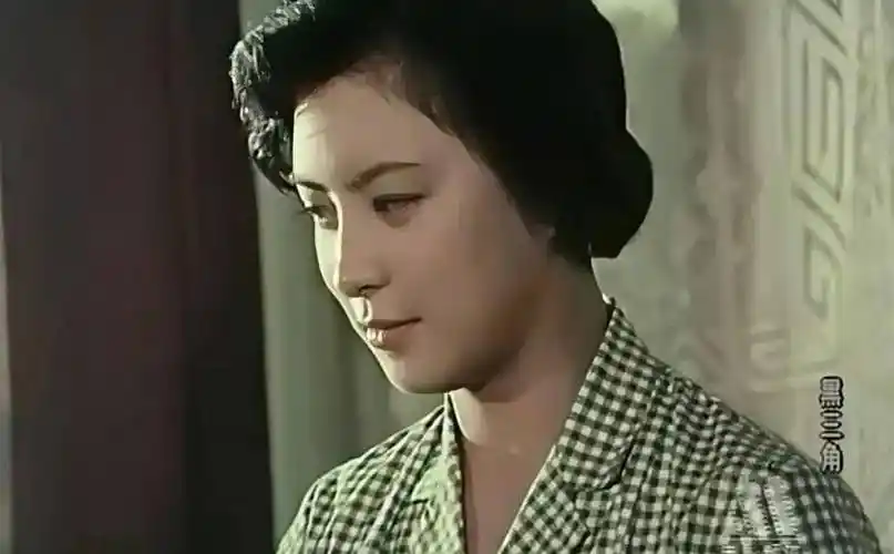 《黑三角》1977年是一部极其经典的作品.