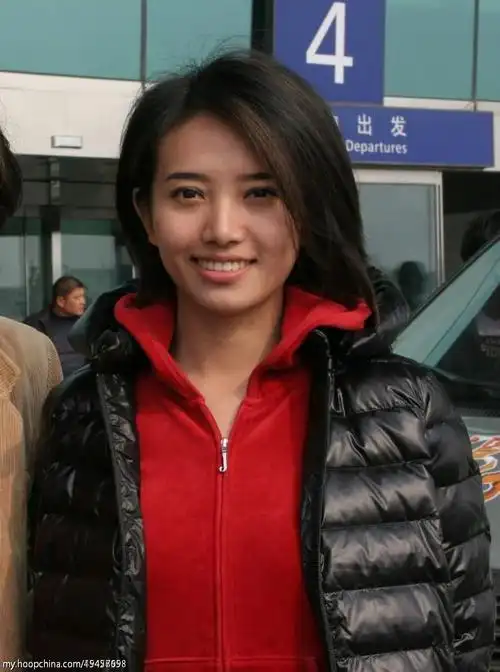 我已经发现了新的女神了,就在cctv4 ——王瑶洁