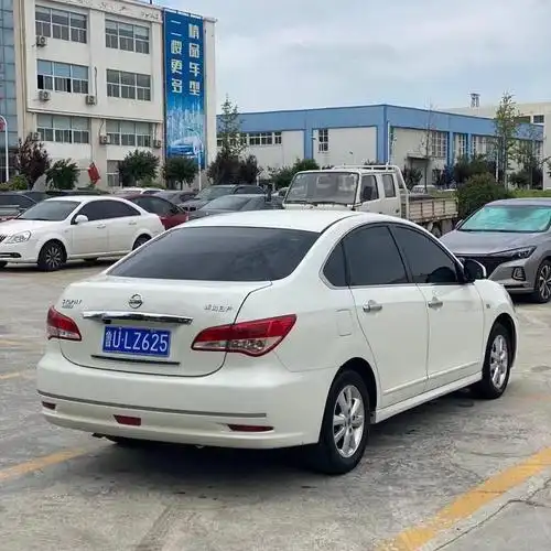 【青岛】2012年12月 日产 轩逸 2012款 经典 1.6xe 自动舒适版 自动档