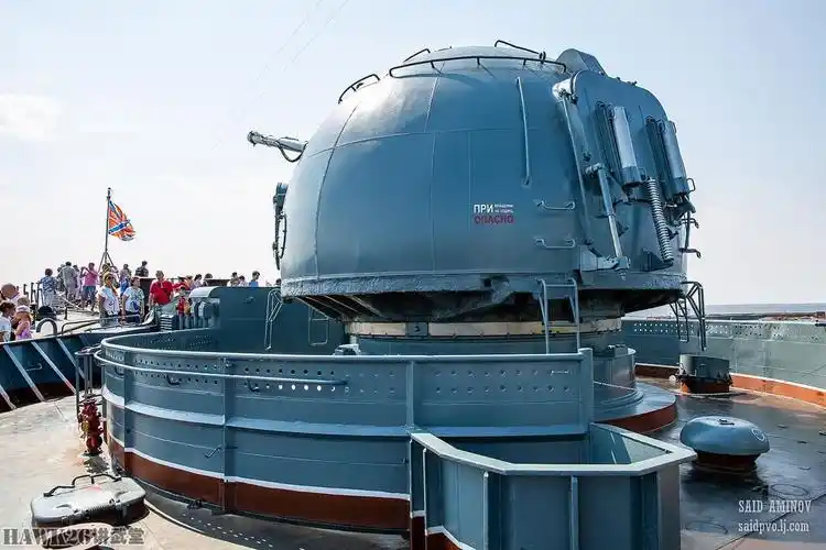 图说参观圣彼得堡爱国者公园的难忘号现代级驱逐舰