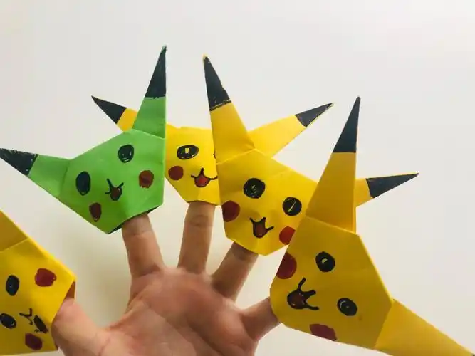 梅河口市第二幼儿园小手拉大手微课展示十八王智慧手工折纸