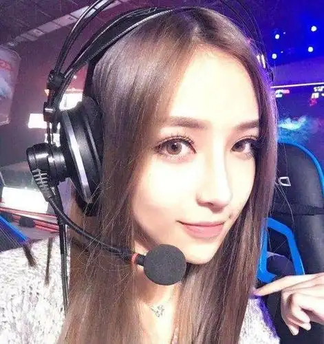 dota2:为什么看见ams,kiko等美女解说,弹幕总会有低俗言论?