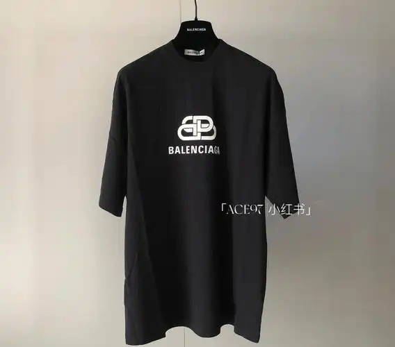 balenciaga锁扣经典黑t恤
