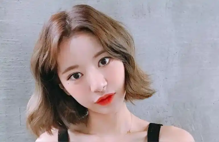 鹅蛋脸适合什么短发有哪些适合鹅蛋脸的女生发型