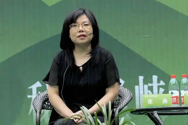 张燕坚持保护与旅游和谐统一时间