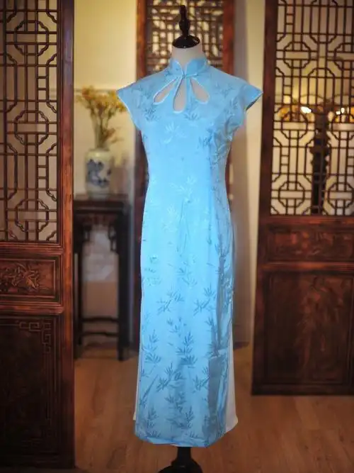 中式成衣提花面料水滴领旗袍