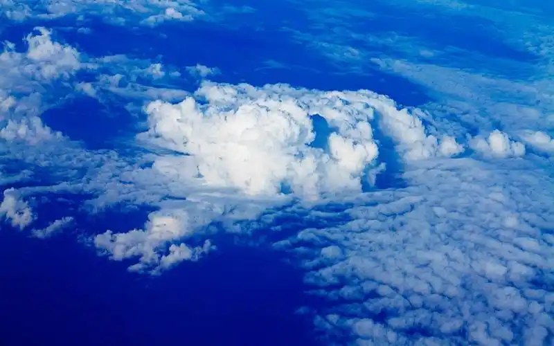 唯美天空win8官方主题高清电脑桌面壁纸 第一辑