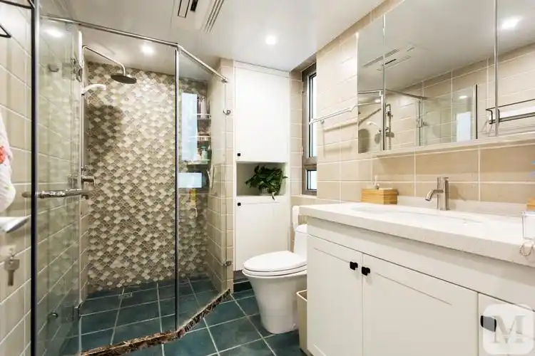 混搭卫生间储物柜装修效果图