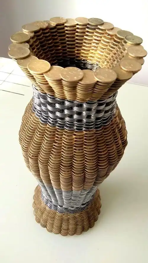 手工制作硬币花瓶见过吗?