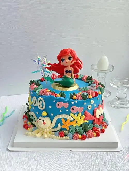 海底世界主题美人鱼手绘蛋糕