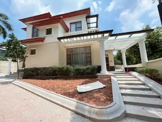 深圳龙华观澜晓峰居(观澜高尔夫一期)新上独栋别墅,住家办公接待均可